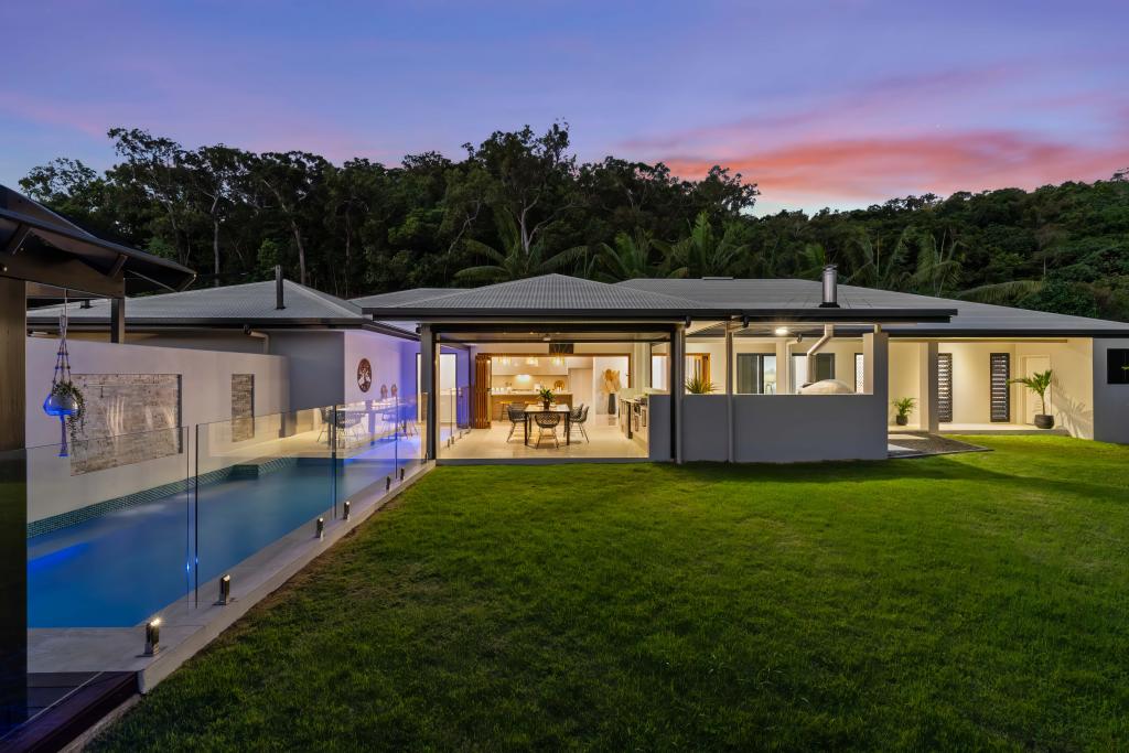 28 Port Cl, Trinity Beach, QLD 4879