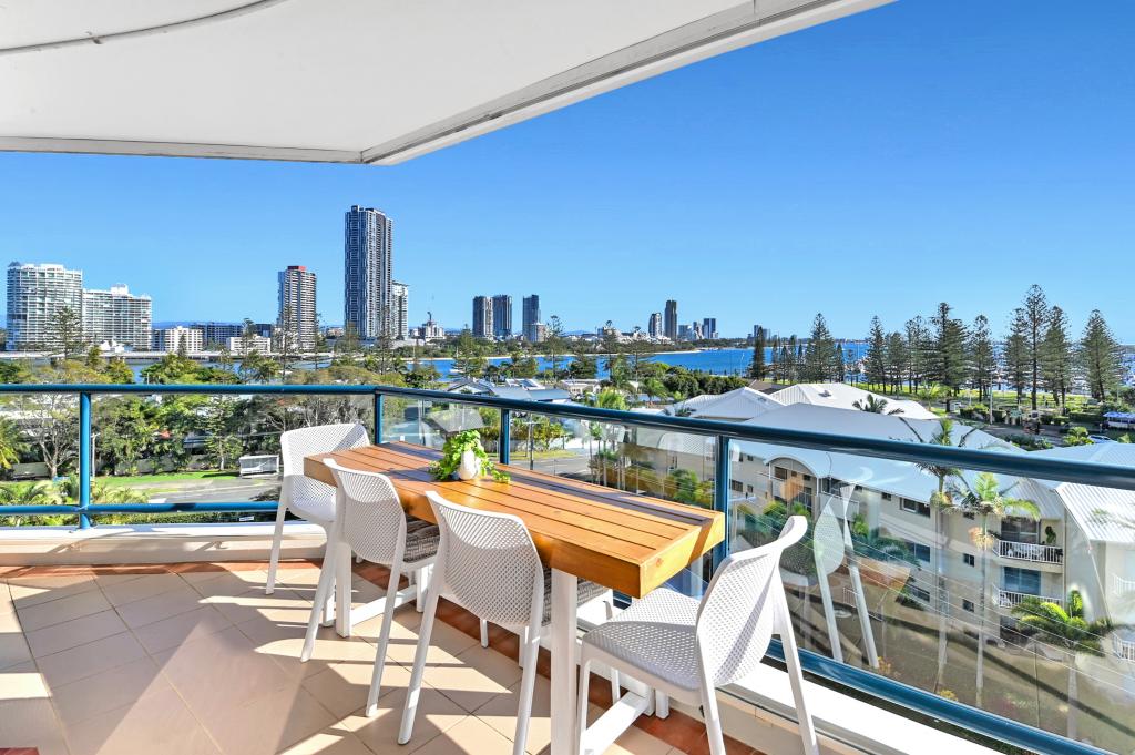 21/22 Montgomery Ave, Main Beach, QLD 4217