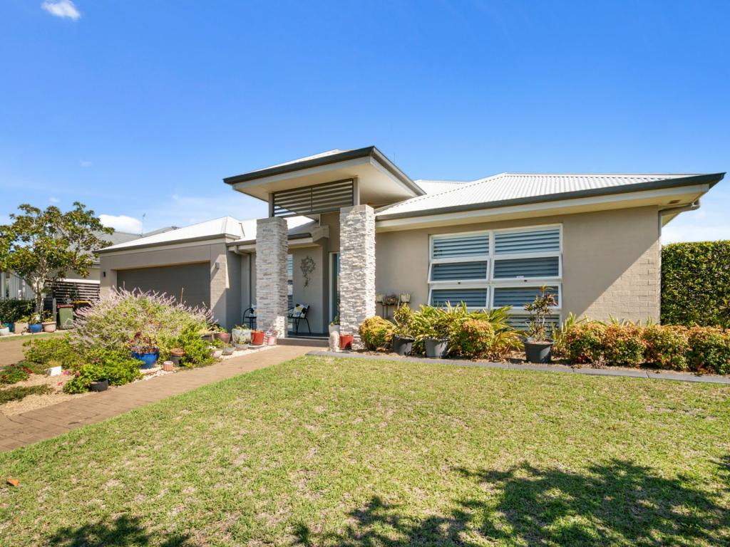 2 Rocklilly St, Harrington, NSW 2427