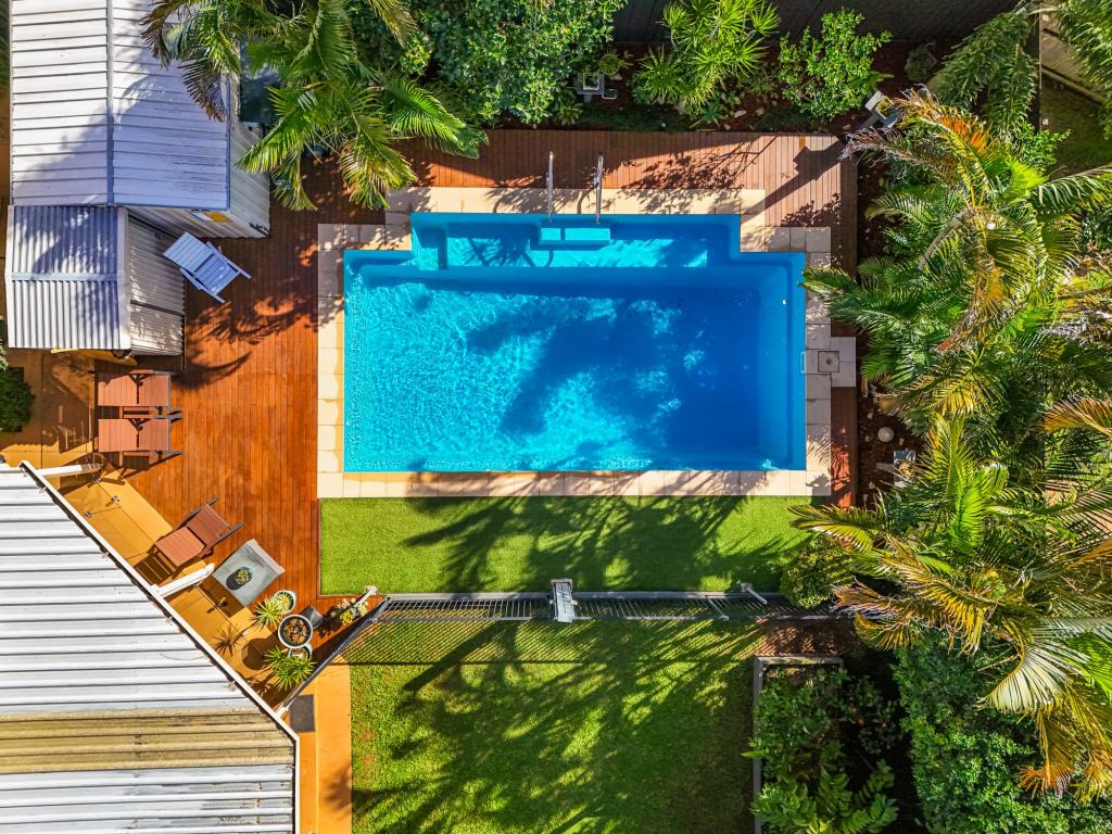 16 Adrian St, Victoria Point, QLD 4165
