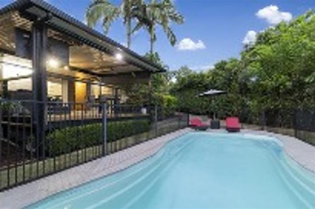 62 Andaman St, Jamboree Heights, QLD 4074