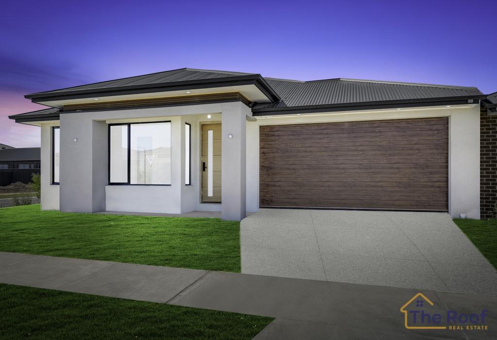 11 Heron Way, Melton South, VIC 3338