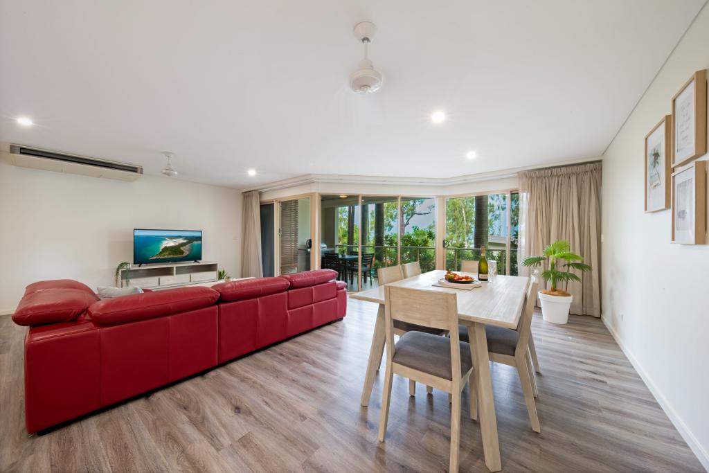 2/10 Hermitage Dr, Airlie Beach, QLD 4802