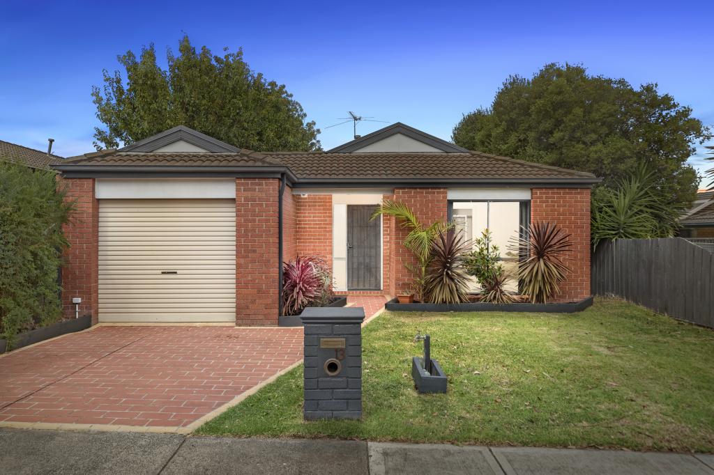 13 Farnborough Way, Berwick, VIC 3806