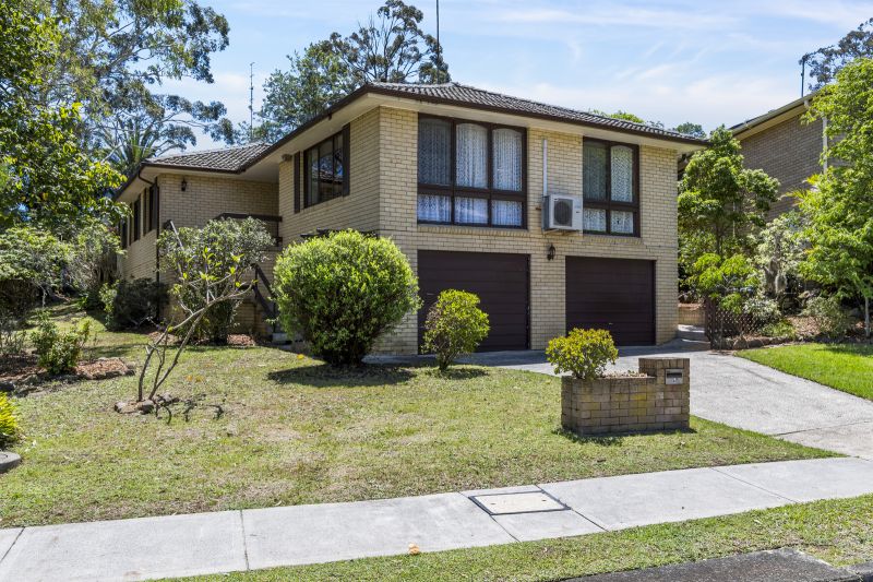 4 BAYWOOD AVE, DAPTO, NSW 2530