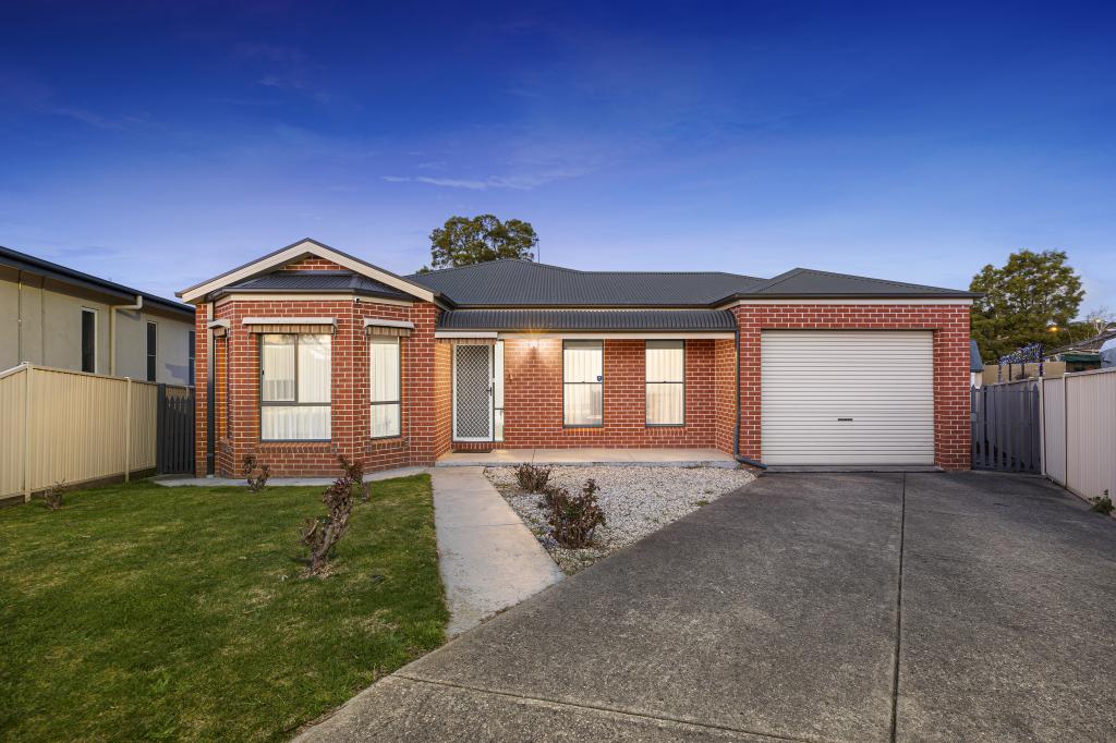 5 Lorbenik Ct, Brown Hill, VIC 3350