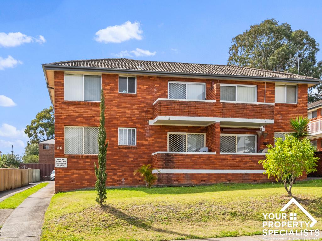 1/88 Dumaresq St, Campbelltown, NSW 2560