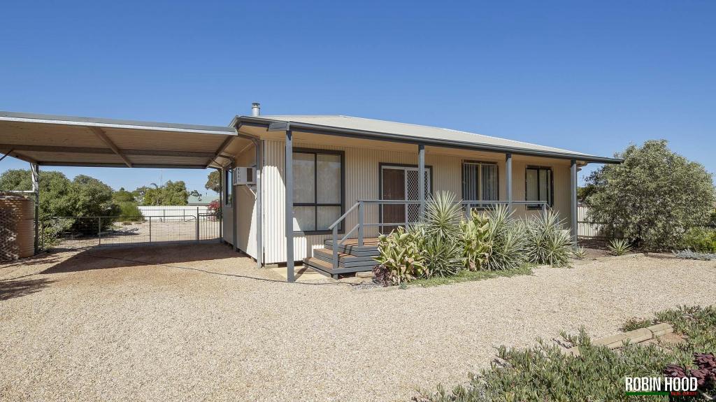 11 Burton St, Cowell, SA 5602