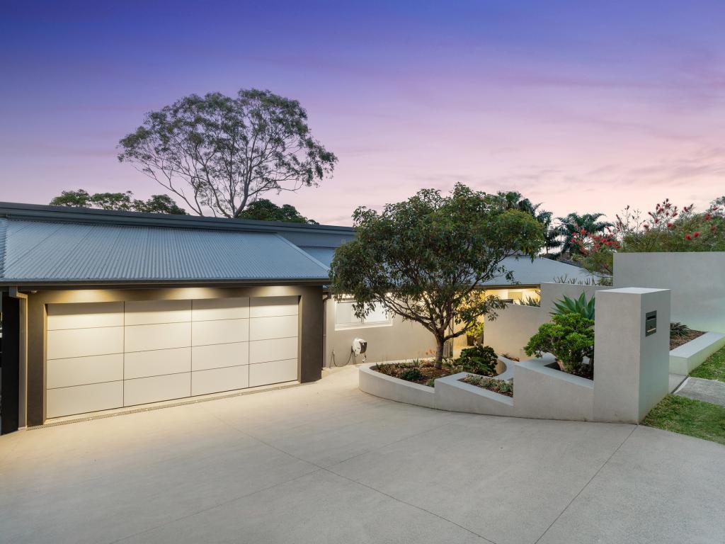 55 Sladden Rd, Yarrawarrah, NSW 2233