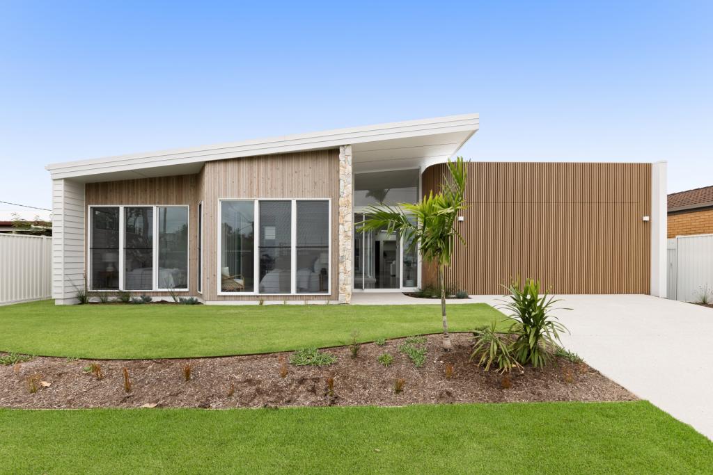 7 Parari St, Warana, QLD 4575