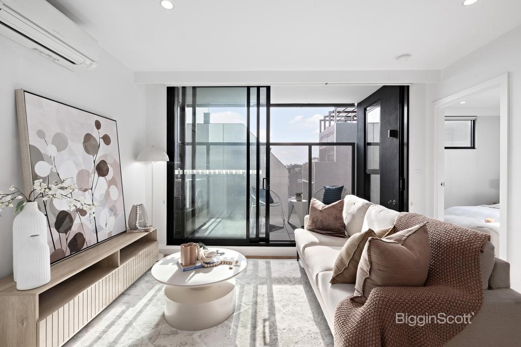 202/360 BURNLEY ST, RICHMOND, VIC 3121