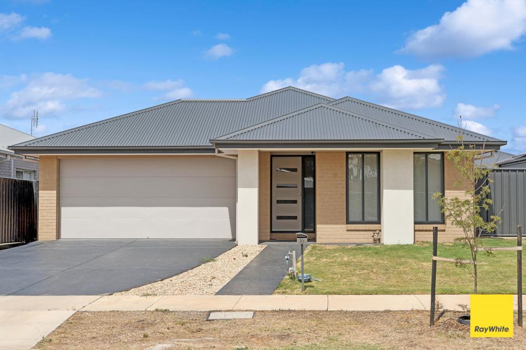 16 GREGSON ST, HUNTLY, VIC 3551