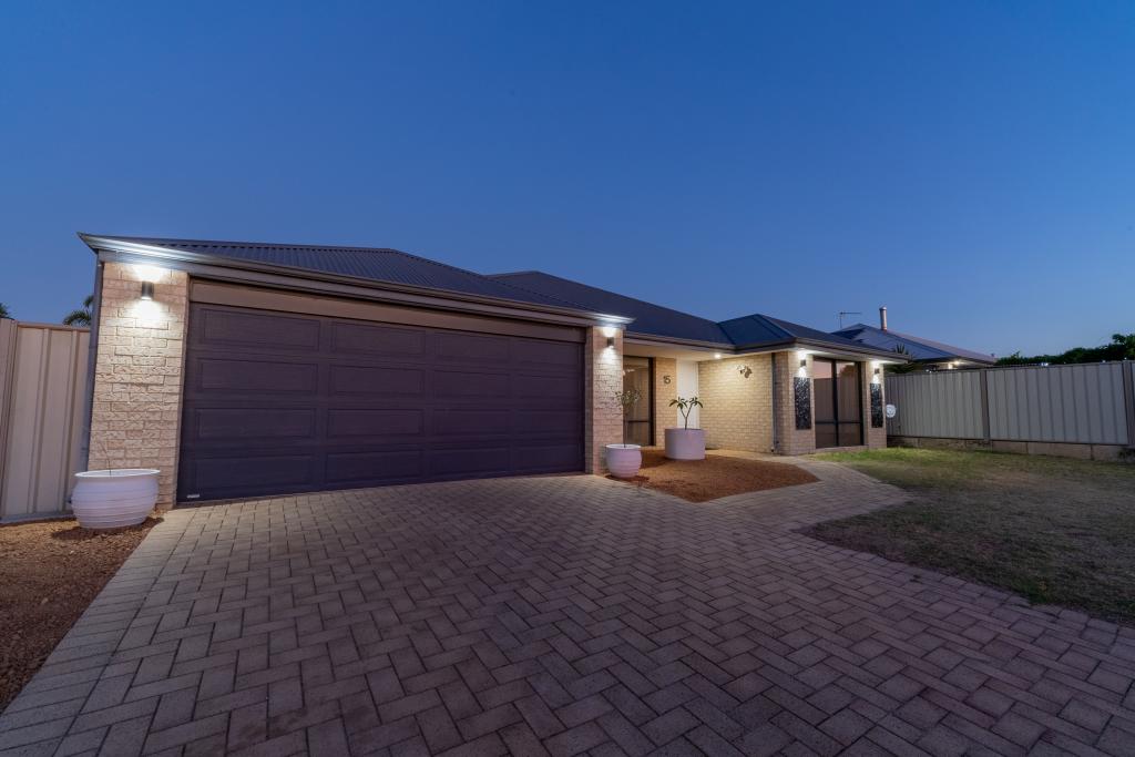 15 Malachite Dr, Australind, WA 6233