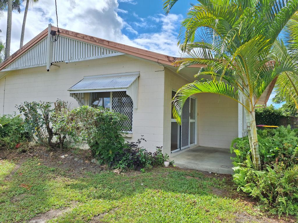 1/34 Ireland Cres, Whitfield, QLD 4870