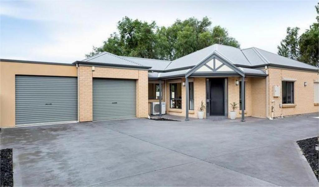 60a Buller Tce, Alberton, SA 5014