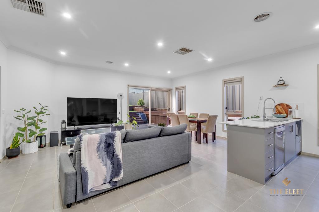 12 TILWINDA PL, TRUGANINA, VIC 3029