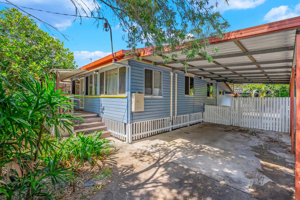 77 Marshall St, Machans Beach, QLD 4878