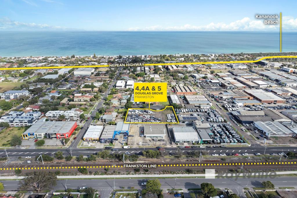 4, 4A & 5 DOUGLAS GR, FRANKSTON, VIC 3199