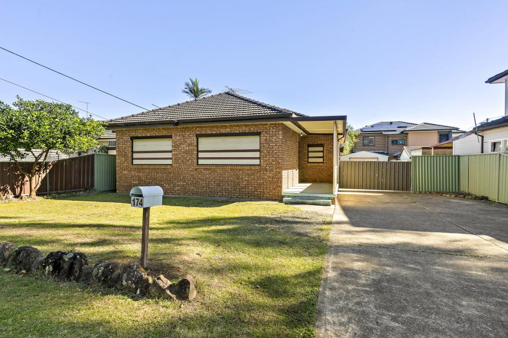 174 BINALONG RD, TOONGABBIE, NSW 2146