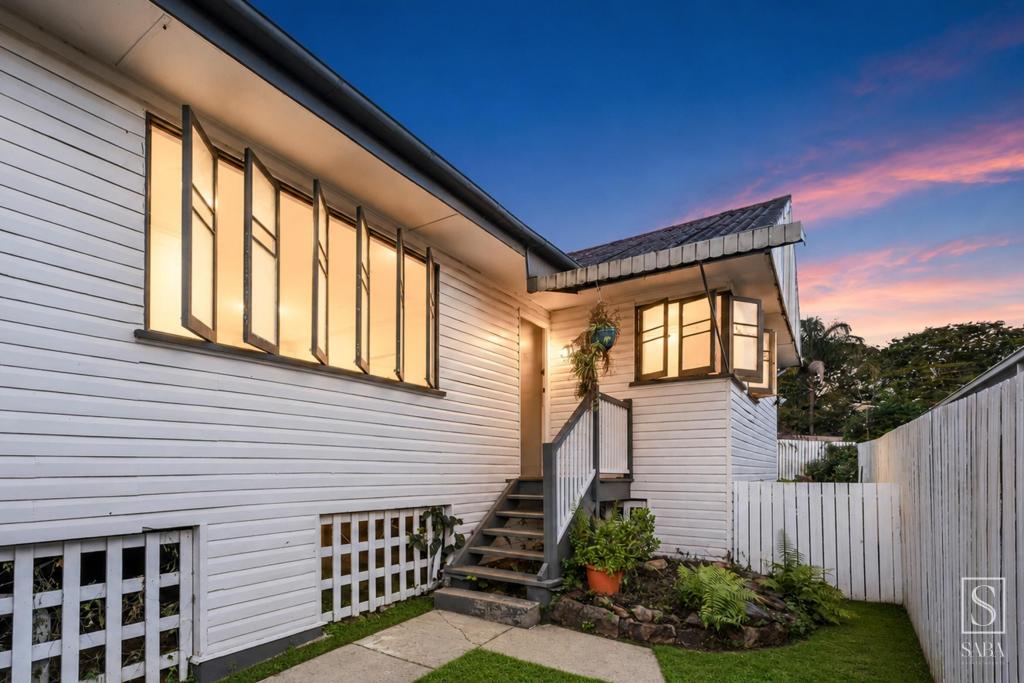 31 Appleby Rd, Stafford, QLD 4053