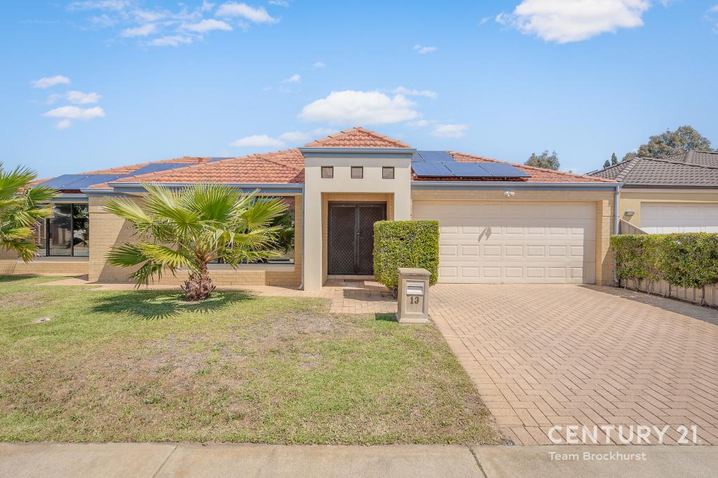 13 Waxberry Gdns, Canning Vale, WA 6155