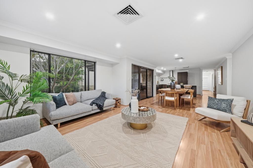 3 Cortona Gr, Sinagra, WA 6065