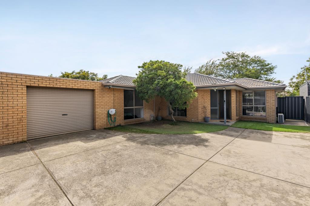 2/7 Conway Ct, Altona North, VIC 3025