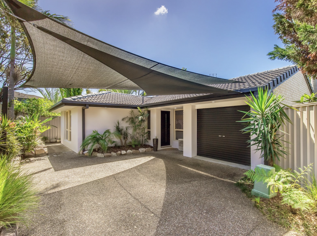 4 Crelga Ct, Merrimac, QLD 4226