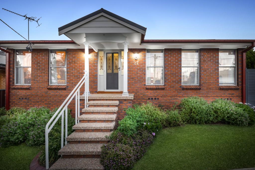 27 LUCRETIA RD, TOONGABBIE, NSW 2146