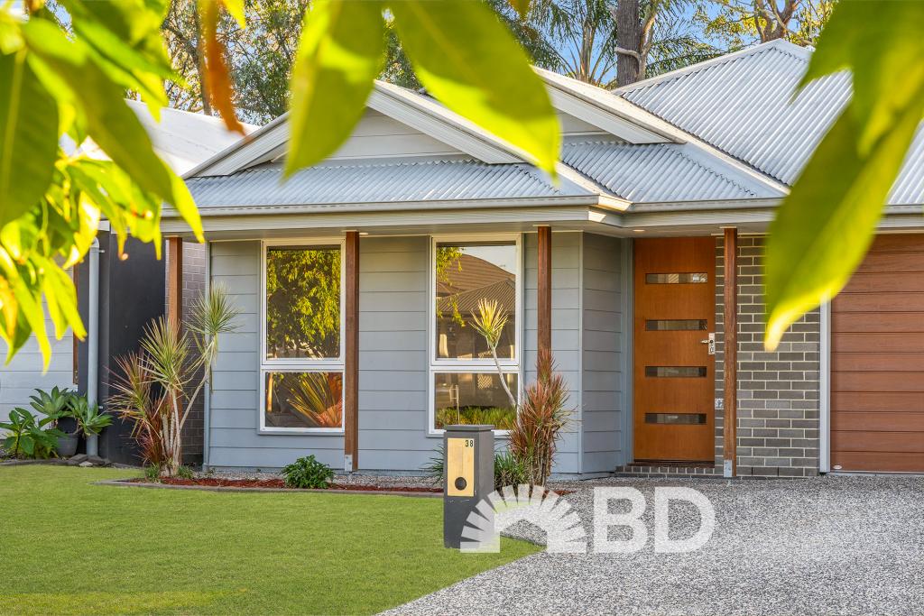 38 NEALE RD, MORAYFIELD, QLD 4506