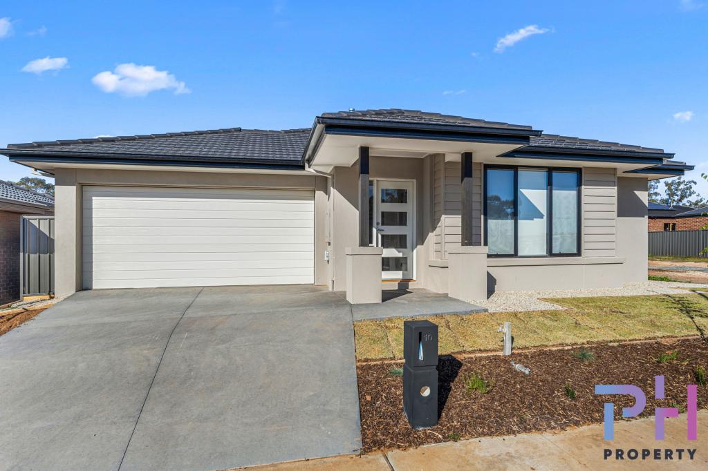 10 Boldiston Cres, Huntly, VIC 3551