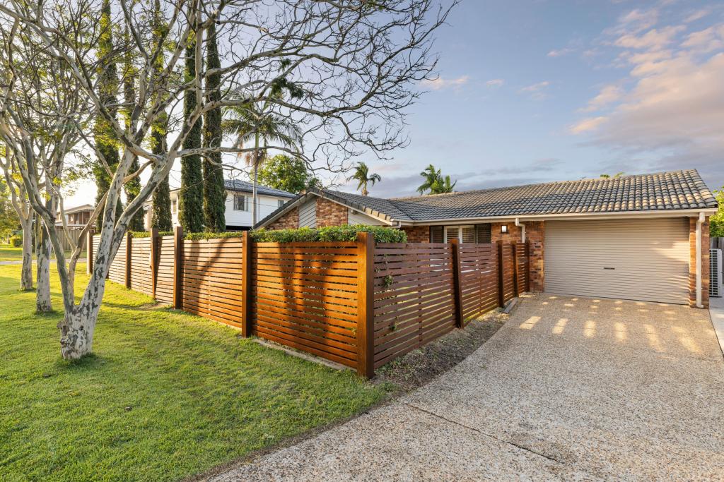 42 Deniven St, Corinda, QLD 4075