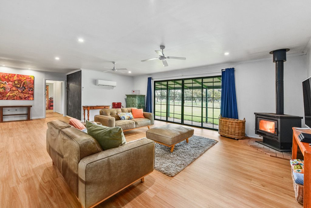 49 Old Padthaway Rd, Mundulla, SA 5270
