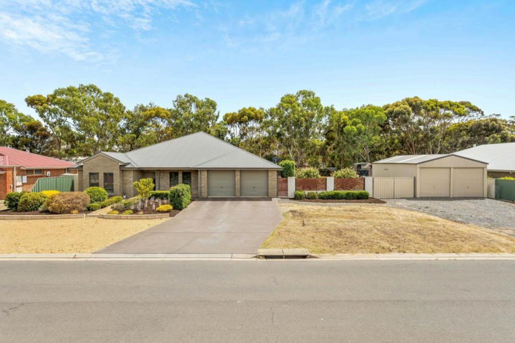 17 Steinborner St, Nuriootpa, SA 5355