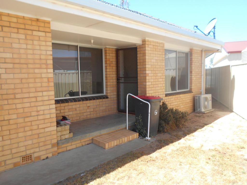 Unit/4/49 Mayall St, Balranald, NSW 2715