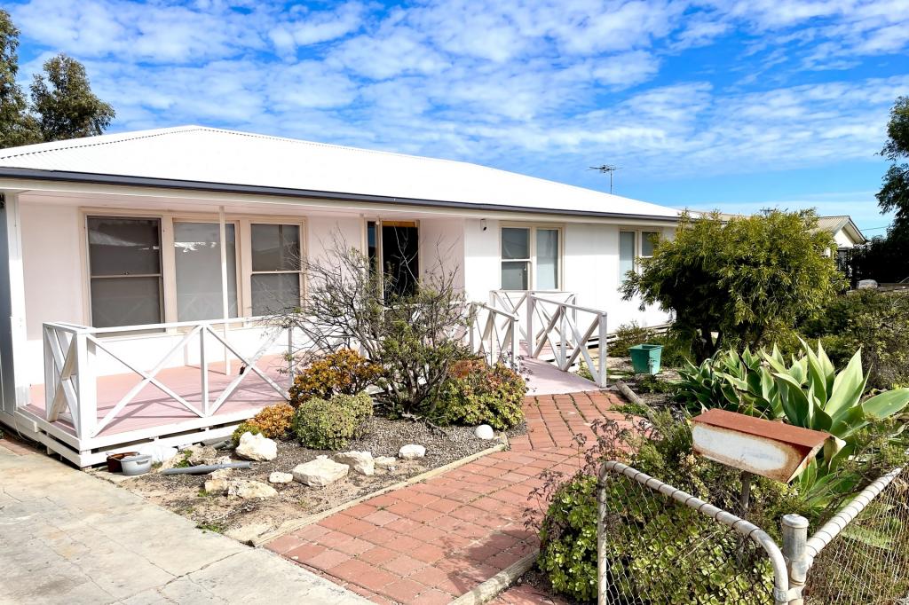 18 Borlase St, Ceduna, SA 5690