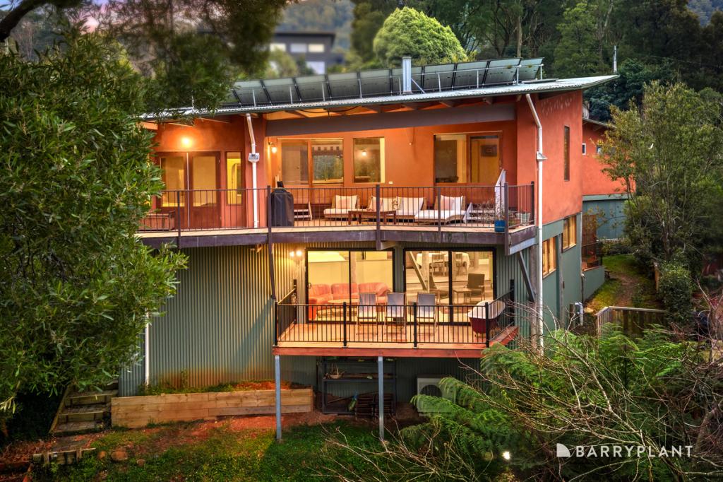 16 BRISBANE PDE, WARBURTON, VIC 3799