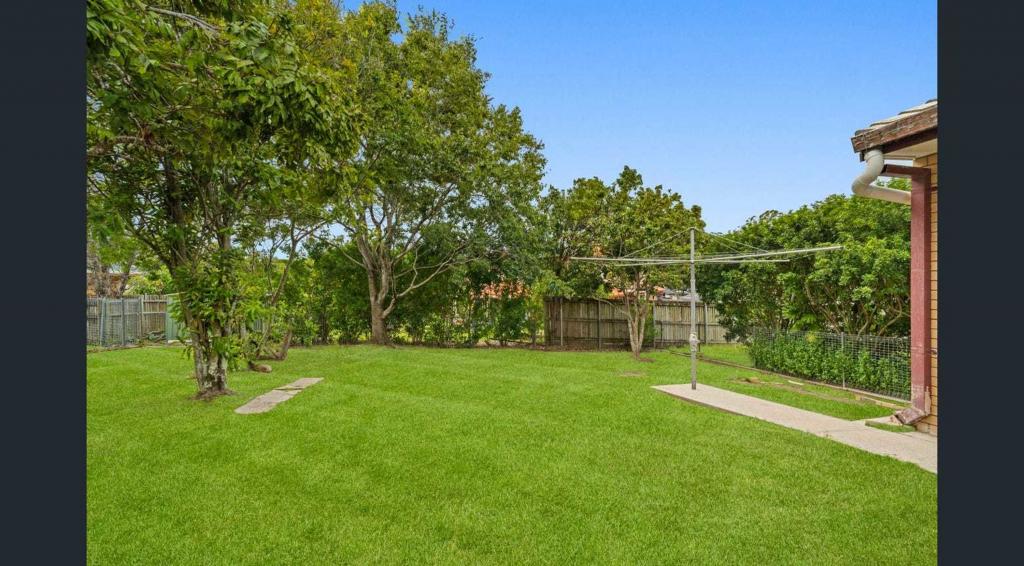 6 Nubara St, Mansfield, QLD 4122
