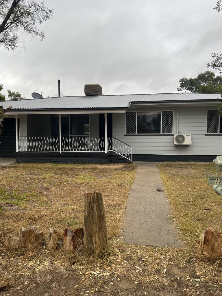 17 Borland St, Roma, QLD 4455