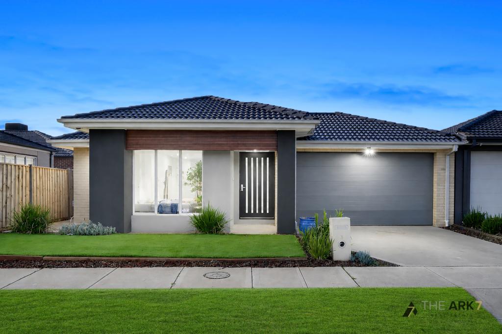 3 BOSTON AVE, THORNHILL PARK, VIC 3335