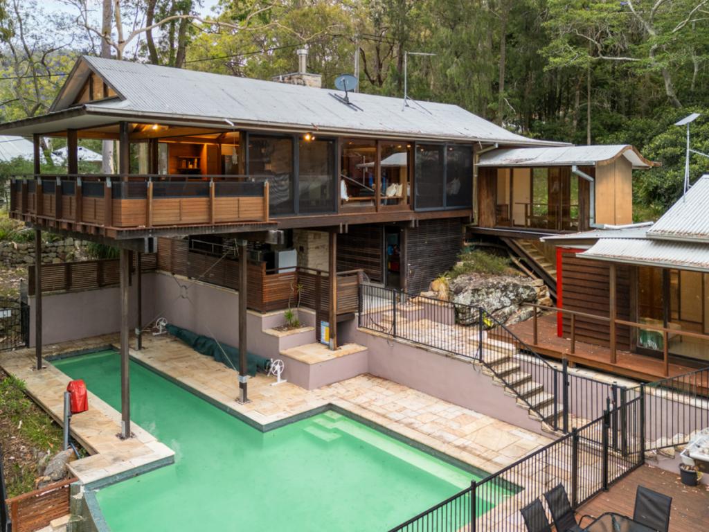 2 Cottage Point Rd, Cottage Point, NSW 2084