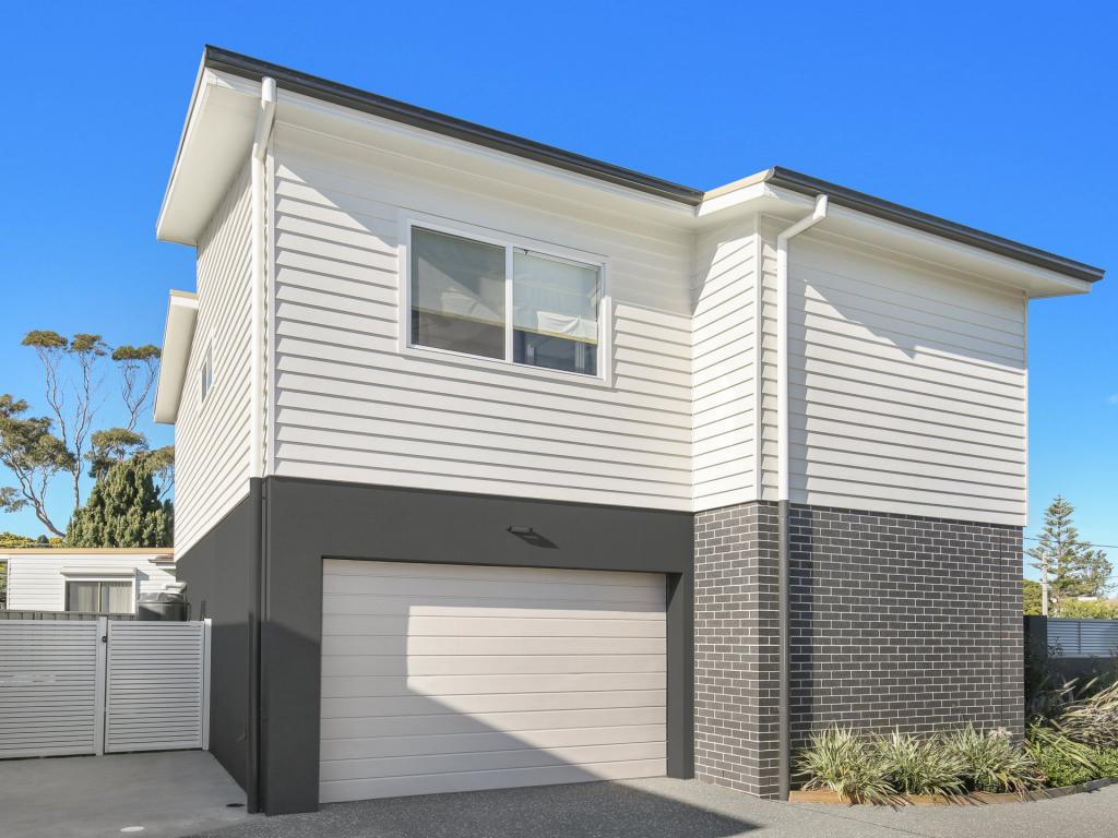 1/32 DAY ST, LAKE ILLAWARRA, NSW 2528