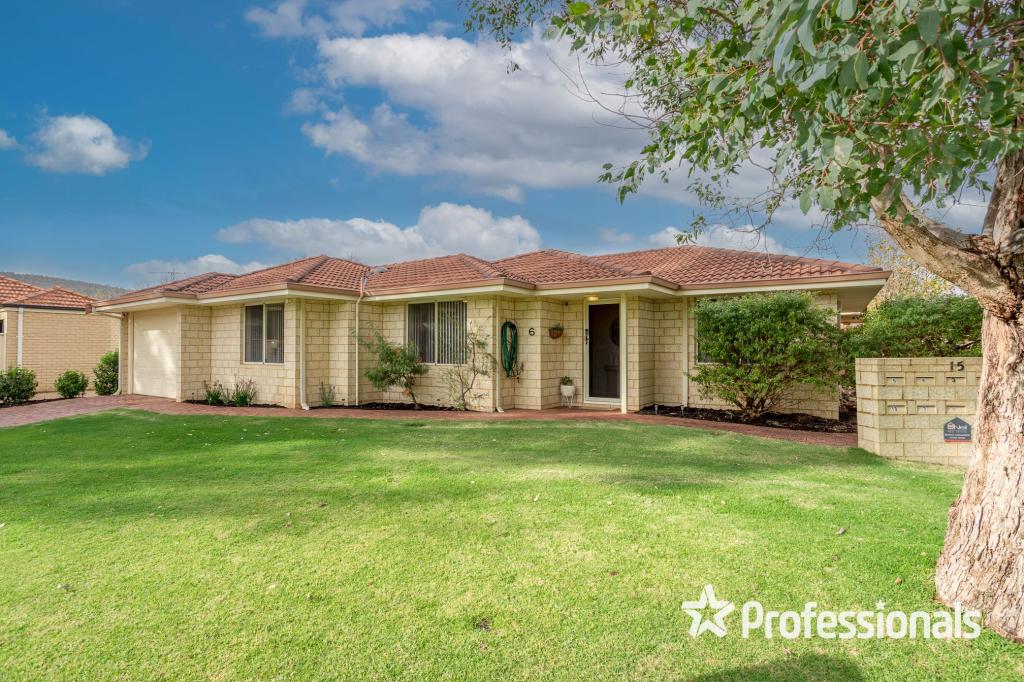 6/15 TURNER PL, KELMSCOTT, WA 6111