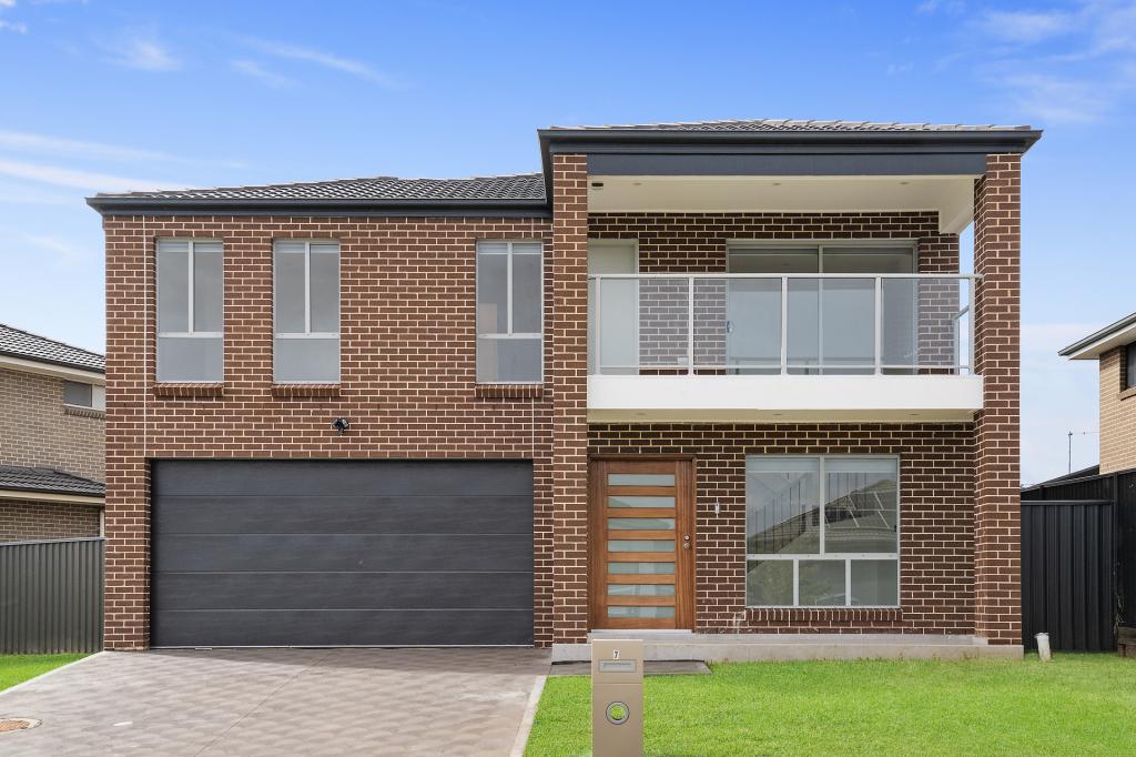 7 Galah Way, Spring Farm, NSW 2570