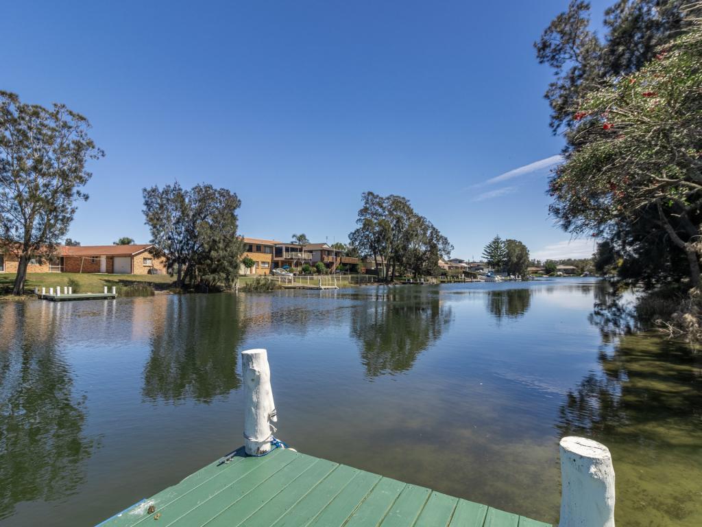 14 Ibis Pl, Sussex Inlet, NSW 2540