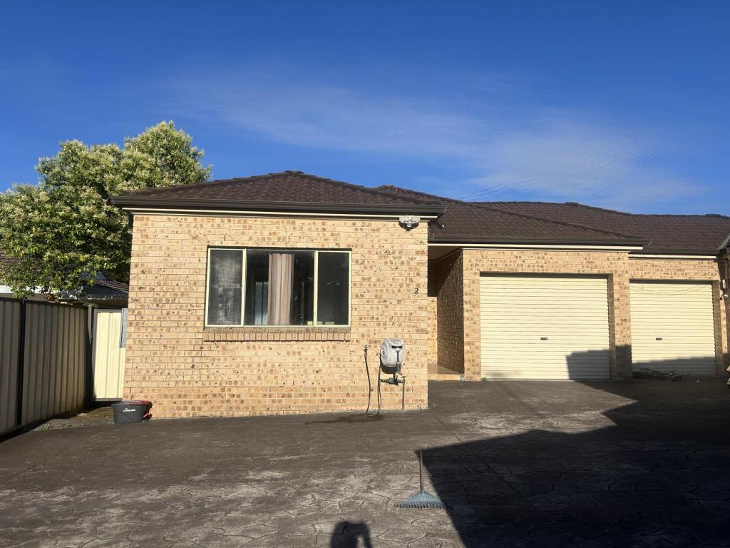 2/44 Brancourt Ave, Bankstown, NSW 2200