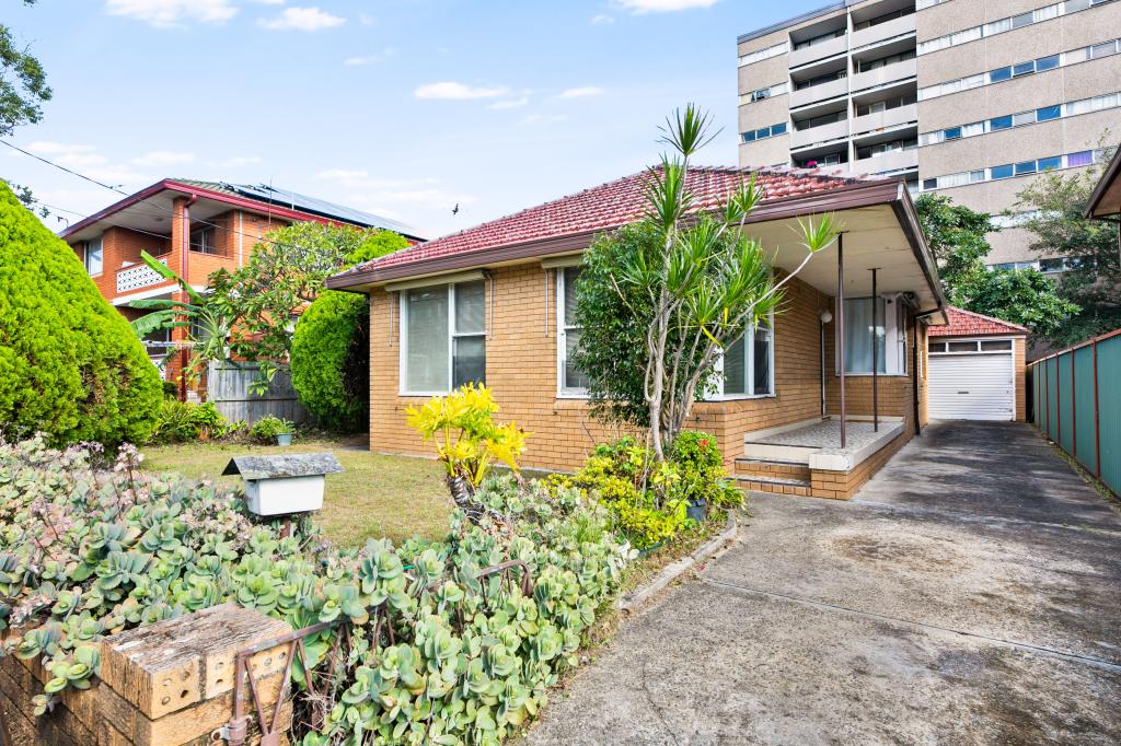 14 Mascot Dr, Eastlakes, NSW 2018