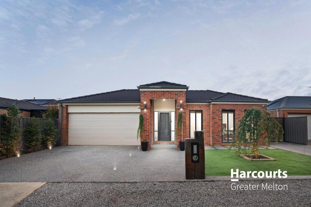17 Dickerson Way, Caroline Springs, VIC 3023