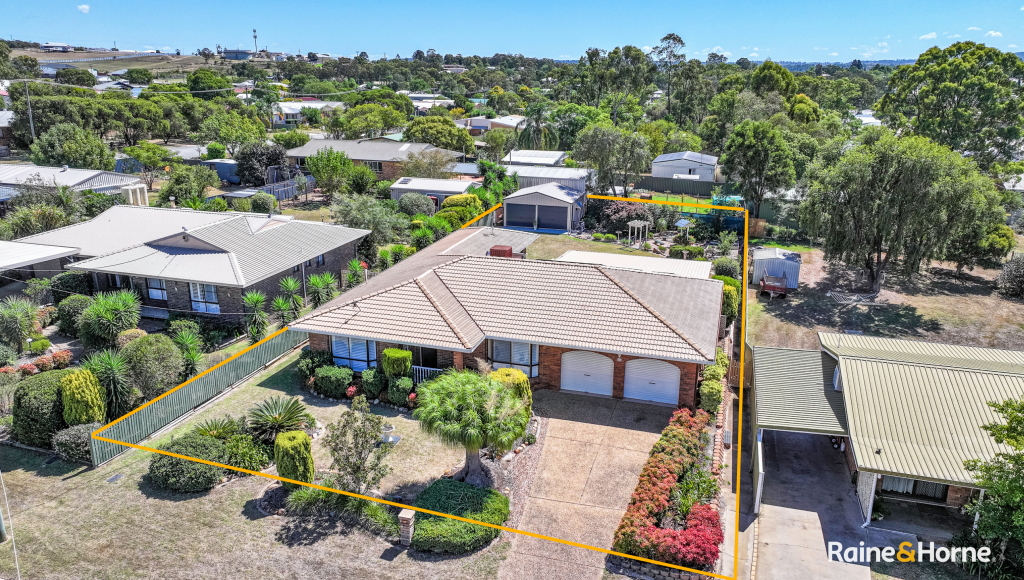 17 Cullen St, Warwick, QLD 4370