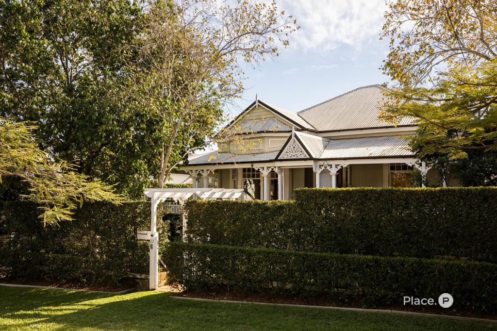 23 Victoria Pde, Clayfield, QLD 4011